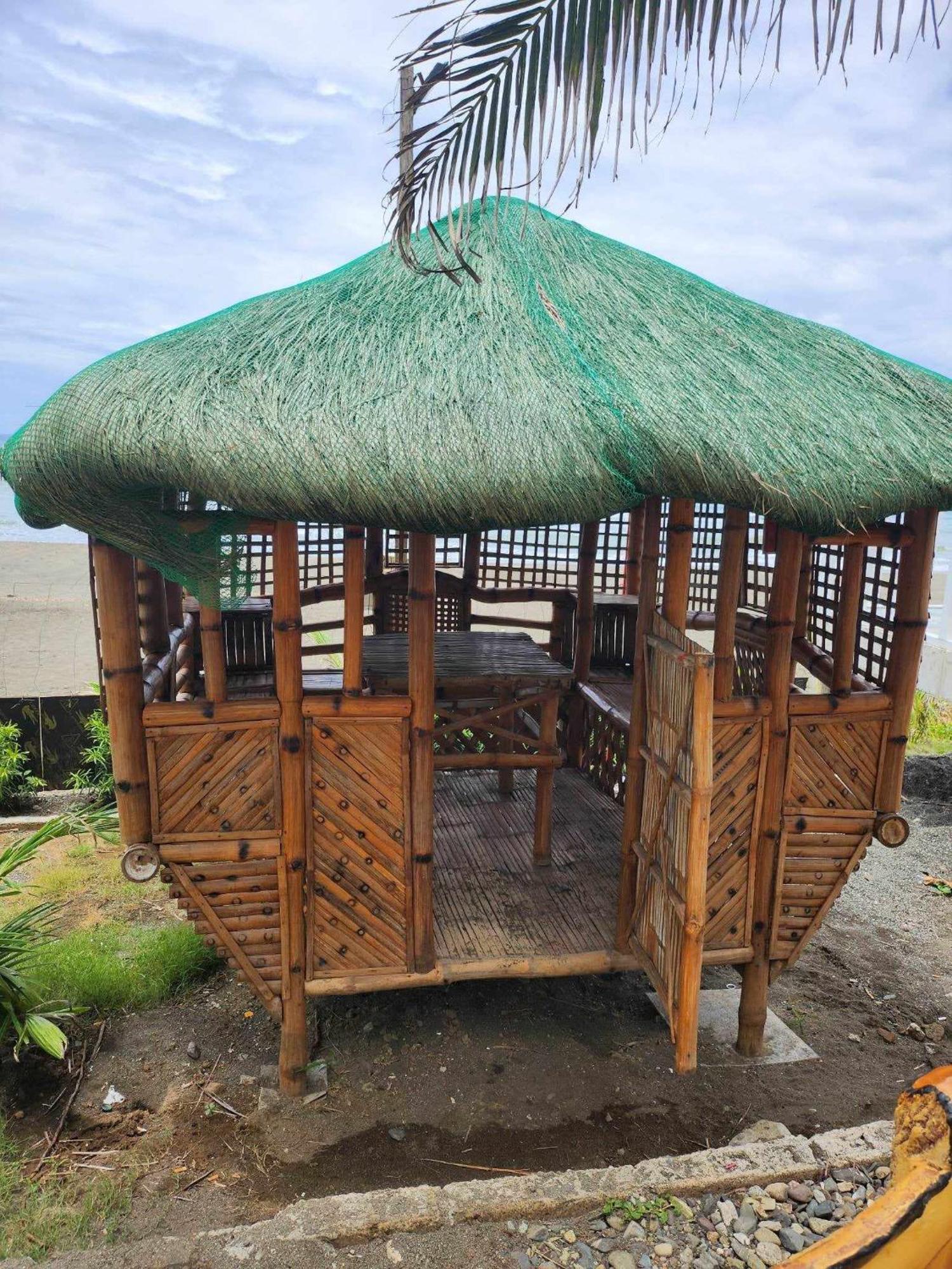 Costa Alora Beach Resort Dingalan Экстерьер фото